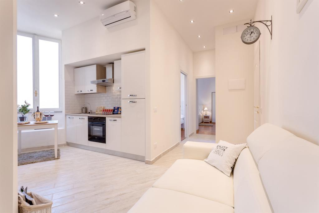 Townhouse By The Spanish Steps Roma Quarto foto