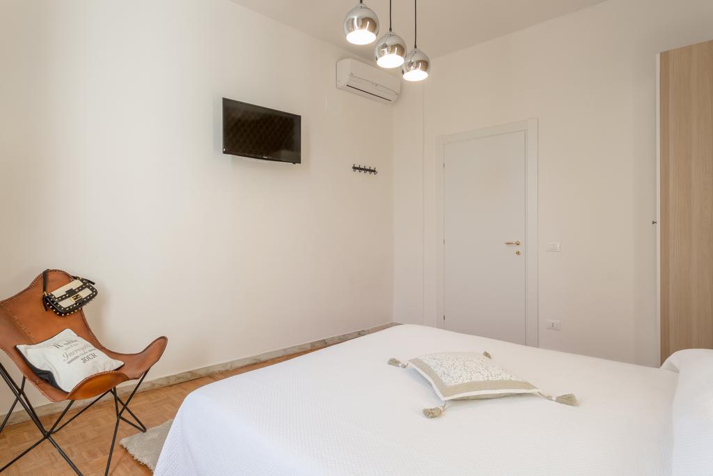 Townhouse By The Spanish Steps Roma Quarto foto