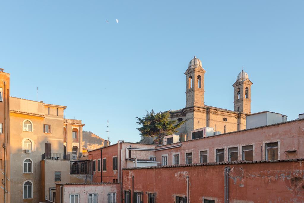 Townhouse By The Spanish Steps Roma Quarto foto
